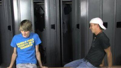 Gay men licking cum off mens belly porn After gym - drtuber.com