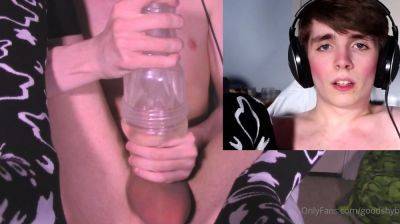 Cory Folsom gay solo masturbation - drtuber.com